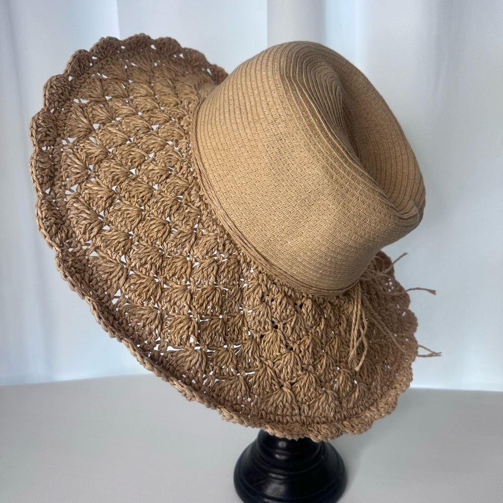 ‼️SALE‼️Sun N Sand Tan Straw Rolled Brim Packable Sun Hat